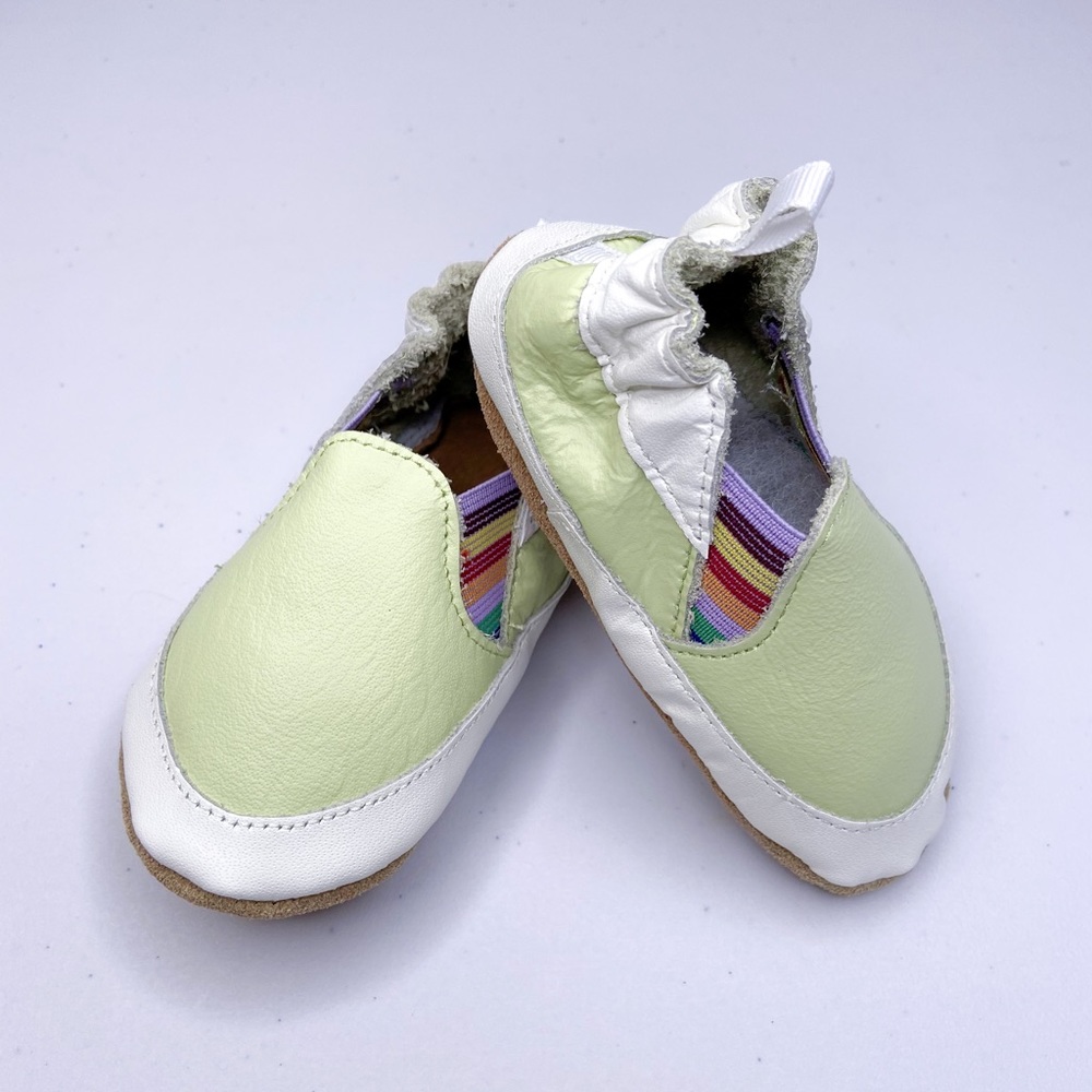 Robeez Soft Sole Shoes - 6-12 months - NWT